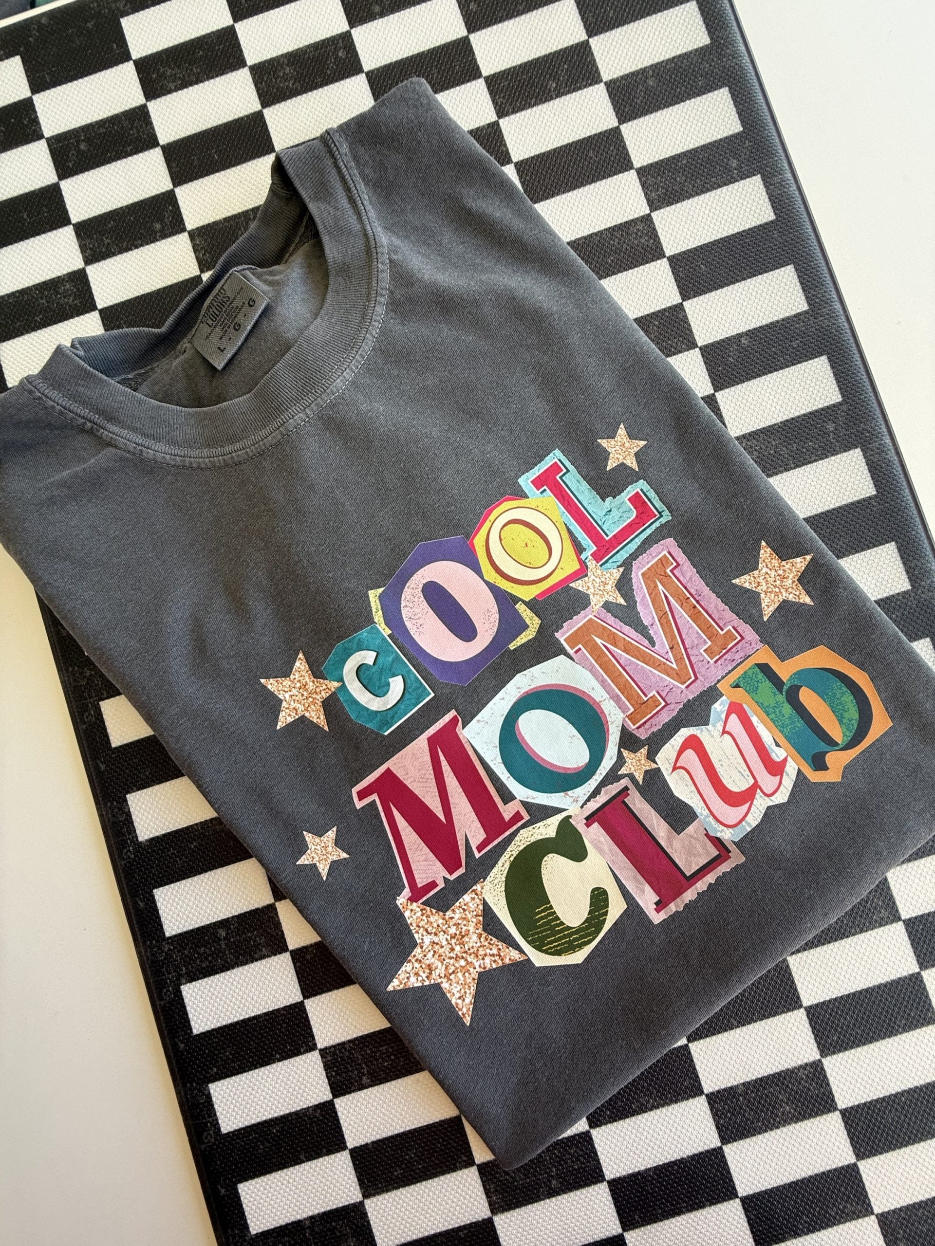 Cool Mom Club image