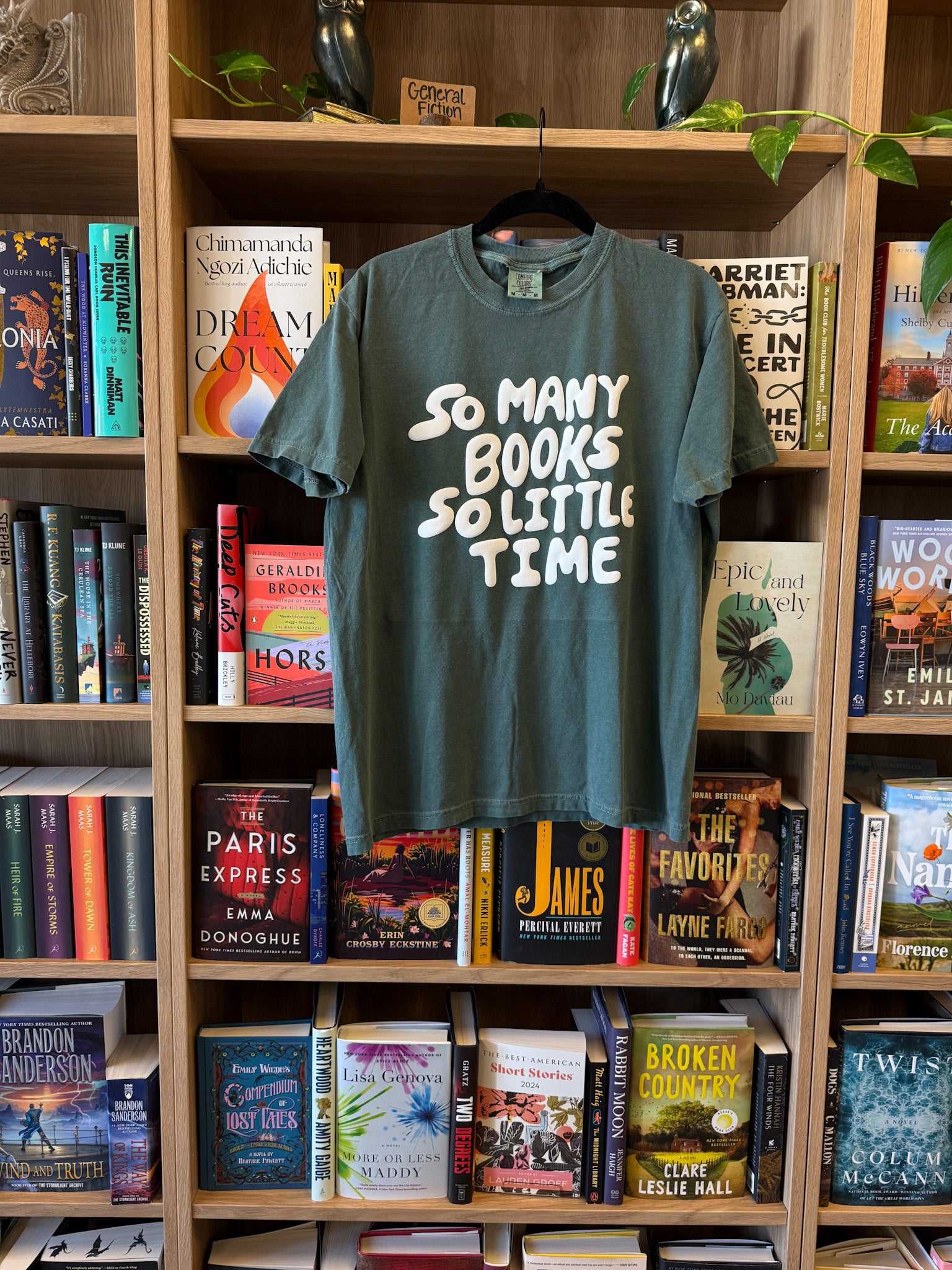 So Many Books Such Little Time image 0